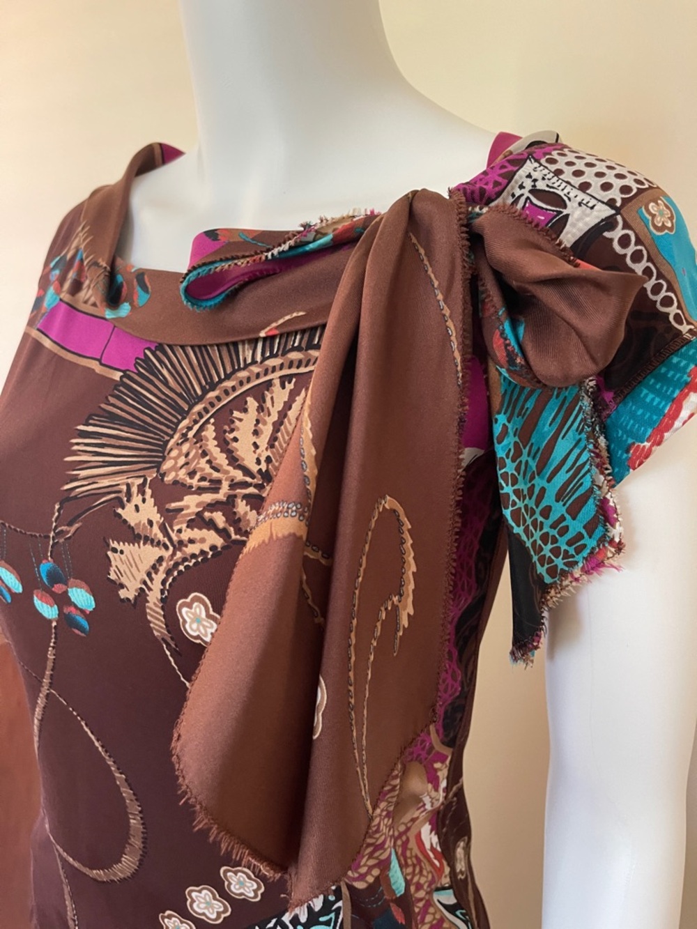 Brown Floral Print Tie-Waist two piece Dress - Picture 3 of 16